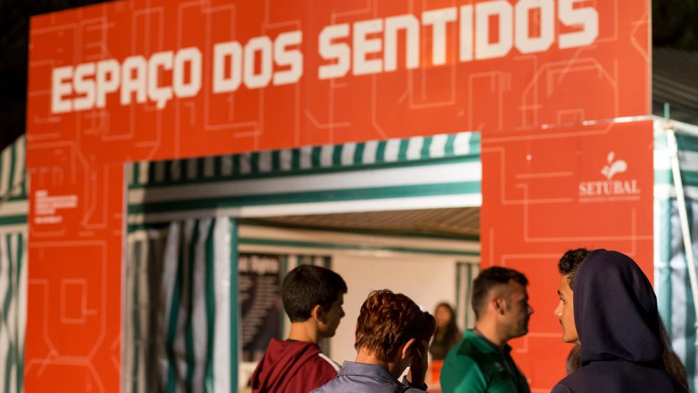 Há livros a 1 euro, quizzes e graffiti ao vivo no Espaço dos Sentidos