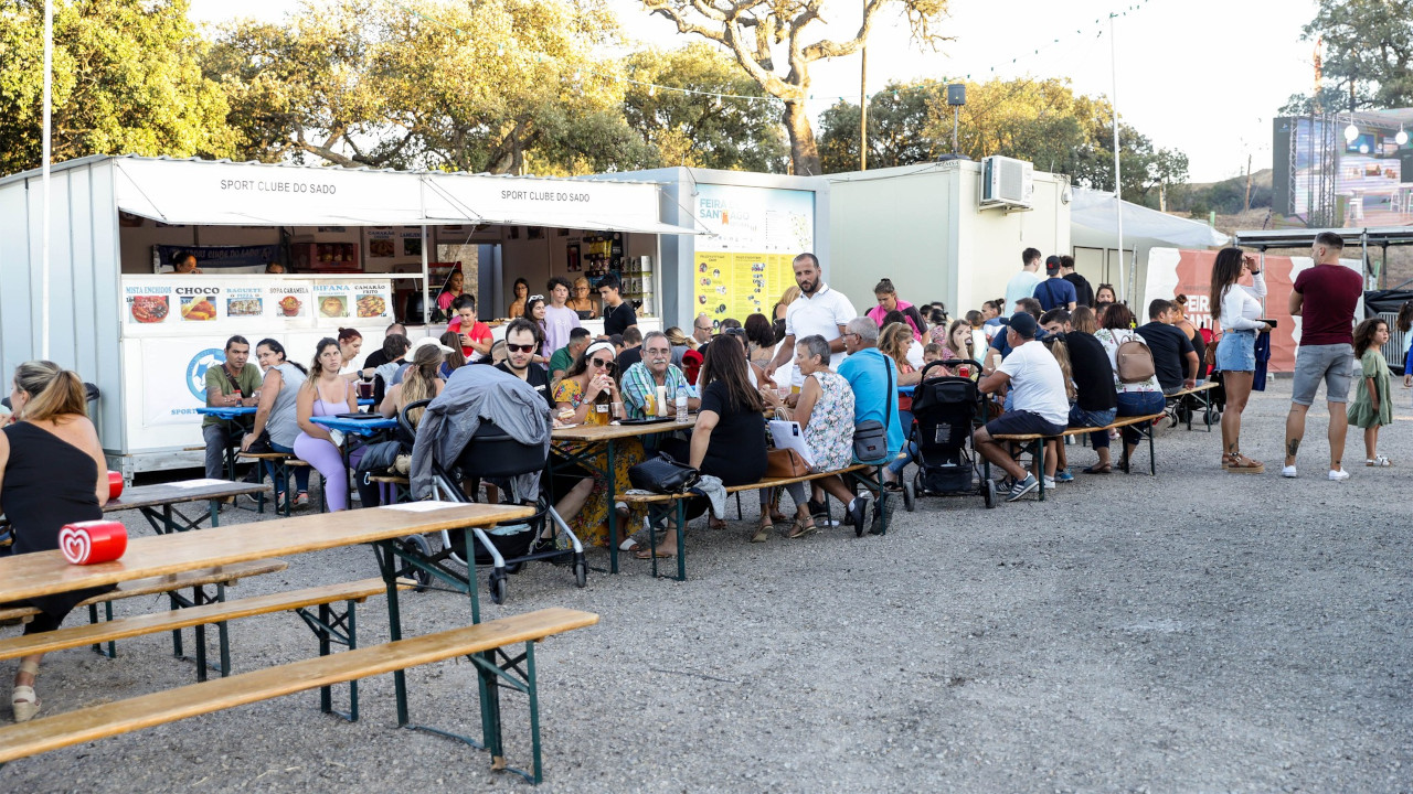Mais de três dezenas de coletividades marcam presença na Feira 